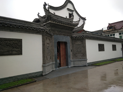 黃山新月徽派古建園林工程